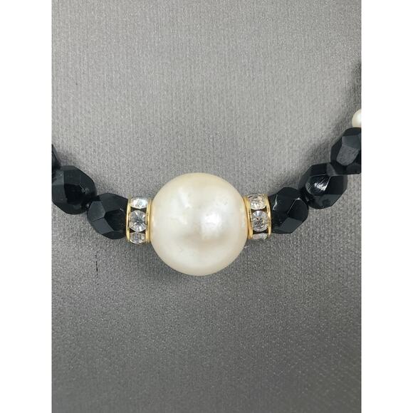 Vintage Twisted Torsade Faux Pearl Choker Necklace With Rhinestones and Extender - Picture 4 of 7